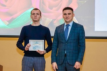 В День студенчества молодые парламентарии получили награды